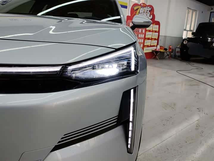 Фото 5 - Geely Galaxy L6