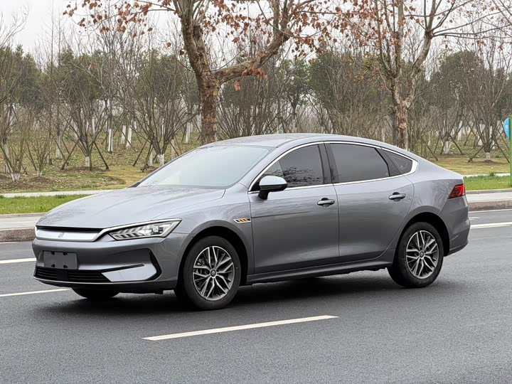 Фото 1 - BYD Qin Plus