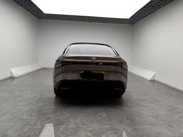 Photo 3 - Toyota bZ3