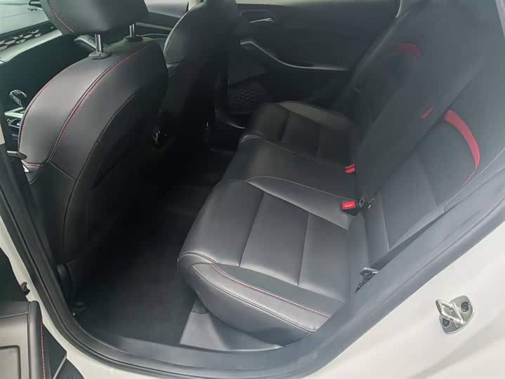 Фото 6 - MG Motor 5