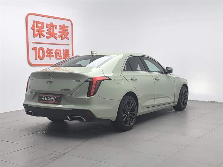 Фото 2 - Cadillac CT4