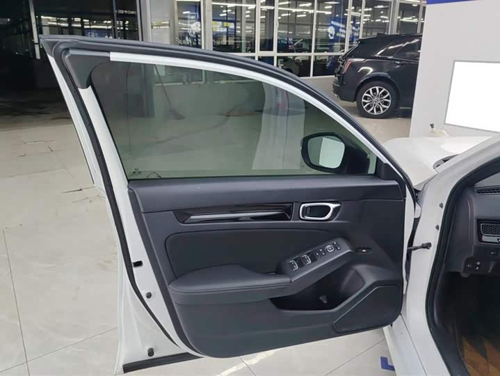 Фото 7 - Honda Civic