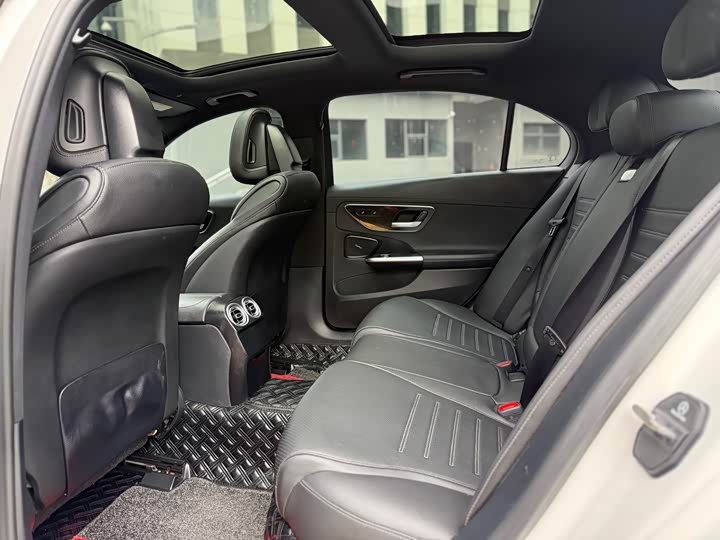 Фото 6 - Mercedes-Benz C-Class