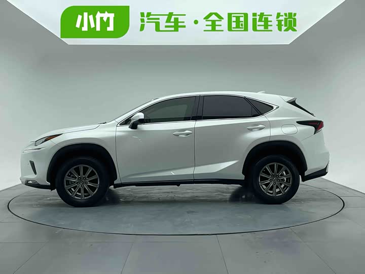 Фото 3 - Lexus NX