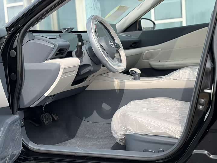 Фото 9 - Nissan Teana