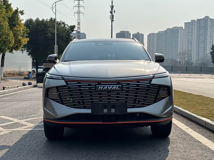 Photo 2 - Haval F7 (Monster)