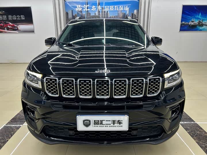 Фото 2 - Jeep Grand Commander