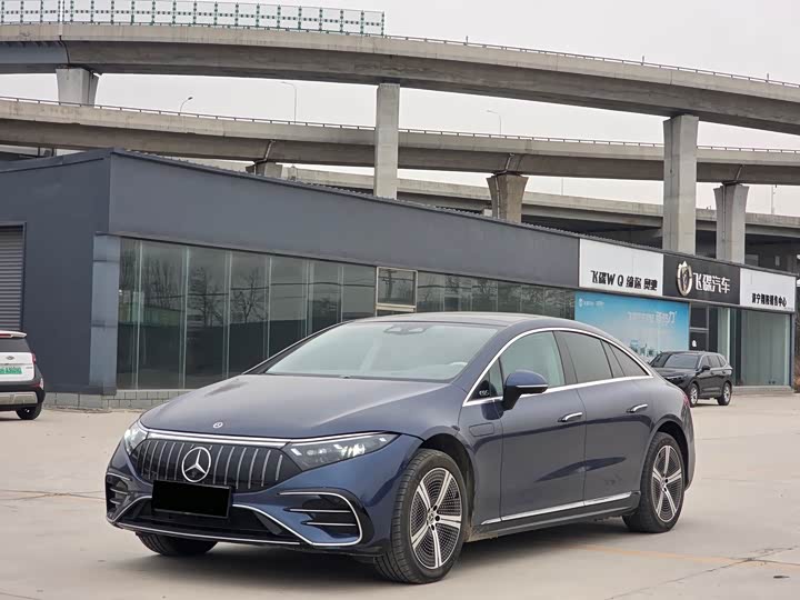 Фото 3 - Mercedes-Benz EQS