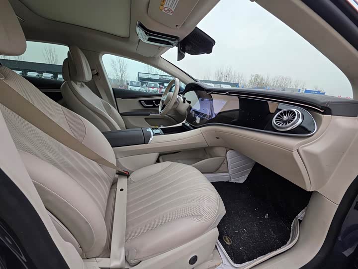 Фото 7 - Mercedes-Benz EQS