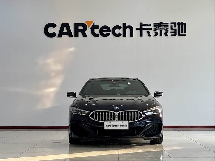 Фото 2 - BMW 8 Series