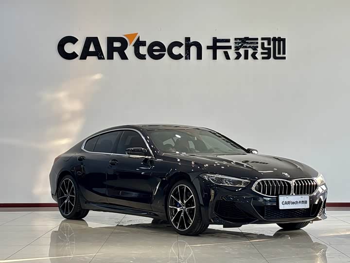 Фото 3 - BMW 8 Series