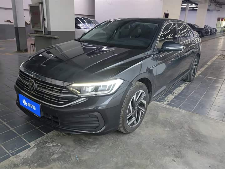 Фото 1 - Volkswagen Sagitar L