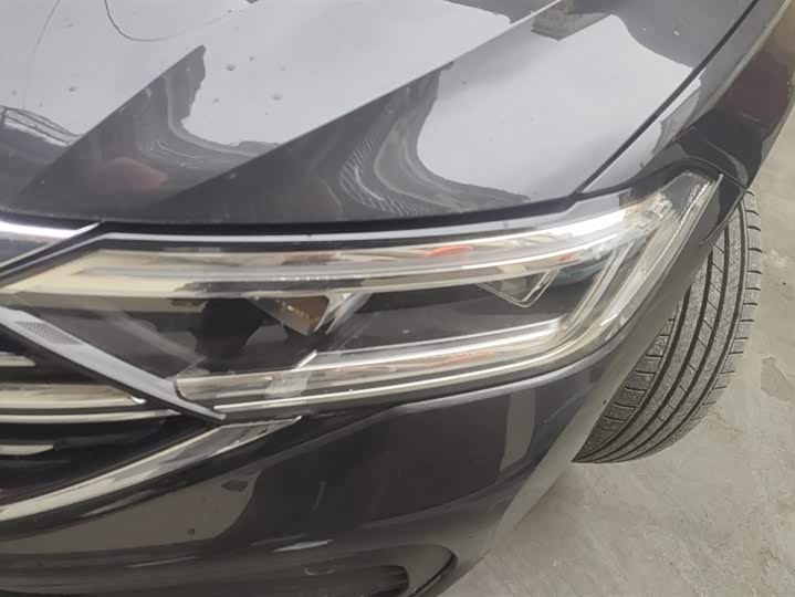 Фото 5 - Volkswagen Sagitar L