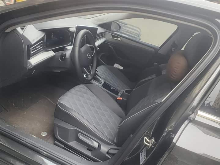 Фото 9 - Volkswagen Sagitar L