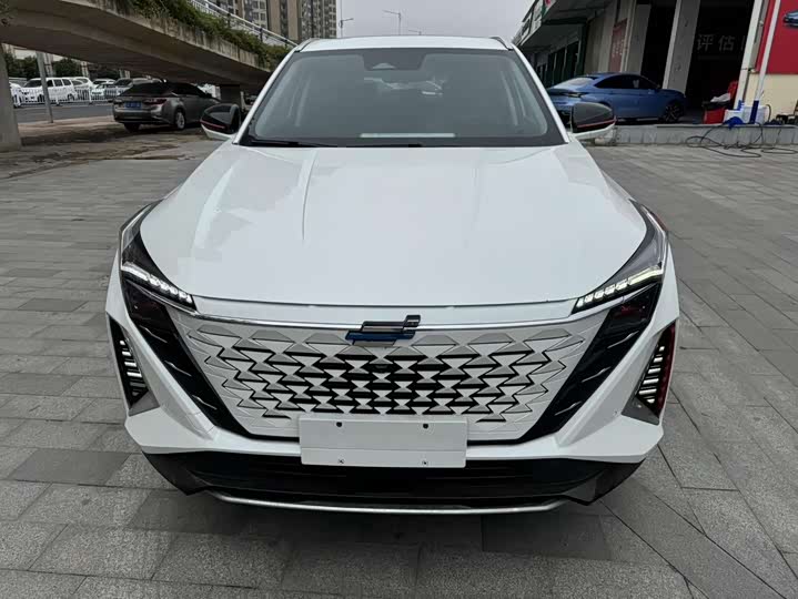 Фото 2 - Changan Oshan Z6