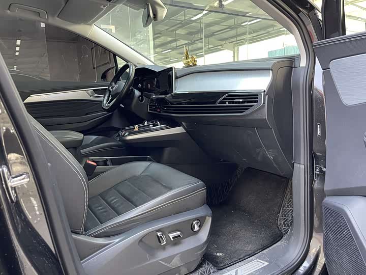 Photo 8 - Volkswagen Talagon