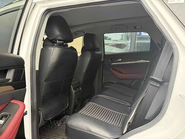 Фото 8 - Jetour X70