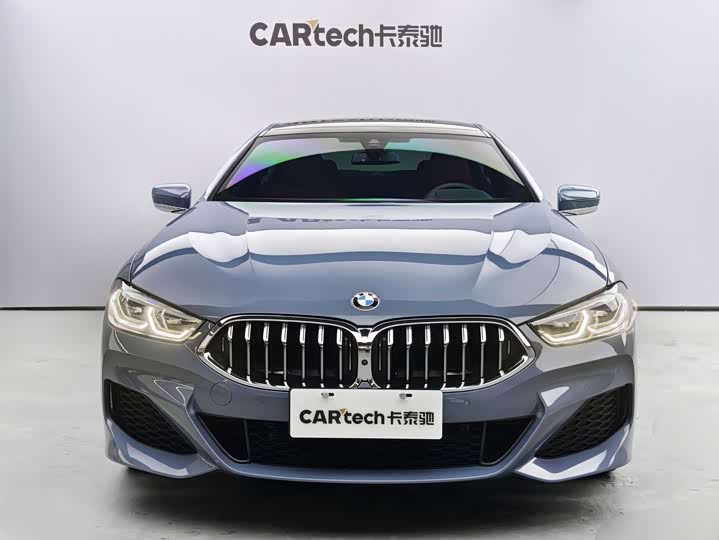 Photo 2 - BMW 8 Series