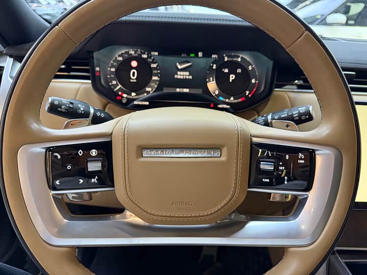 Photo 9 - Land Rover Range Rover