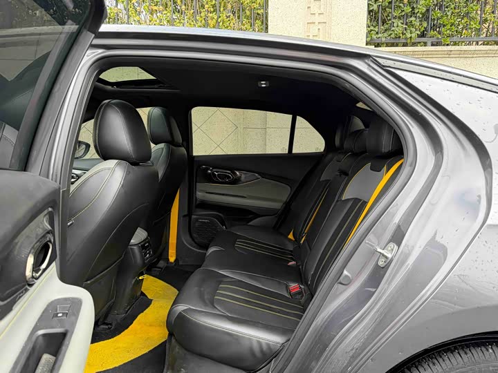 Фото 7 - GAC Trumpchi Empow R