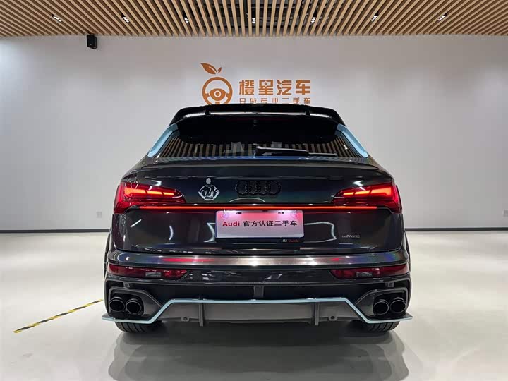 Photo 5 - Audi Q5L Sportback