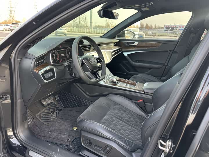 Фото 5 - Audi A6L