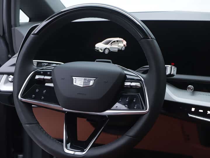 Photo 5 - Cadillac Optiq