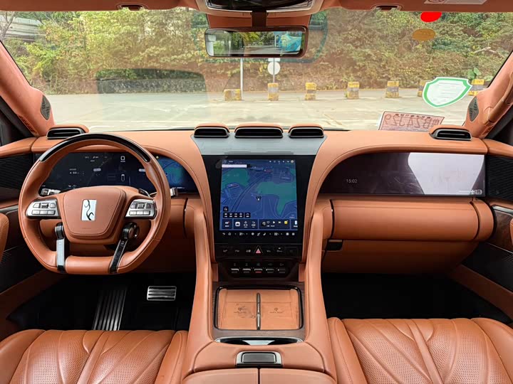 Фото 4 - BYD Yangwang U8