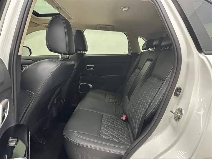 Фото 6 - Mitsubishi ASX