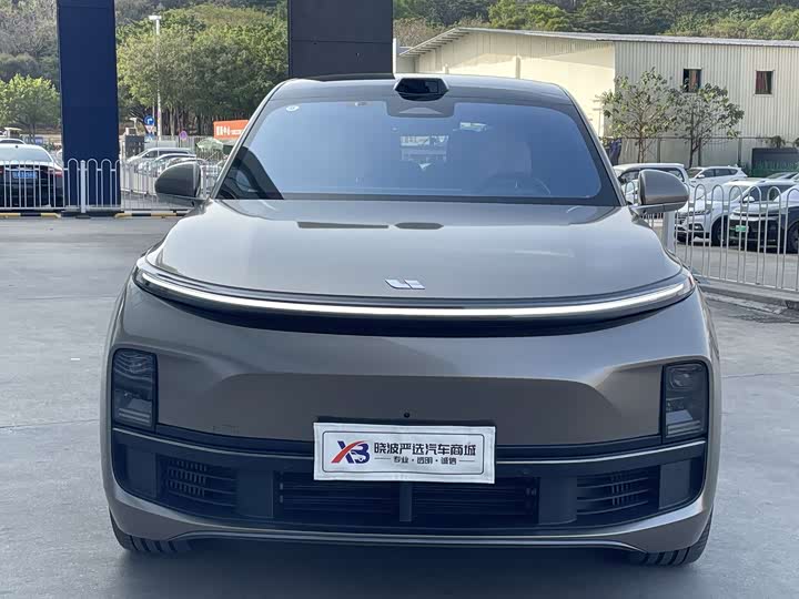 Фото 2 - LiXiang L9