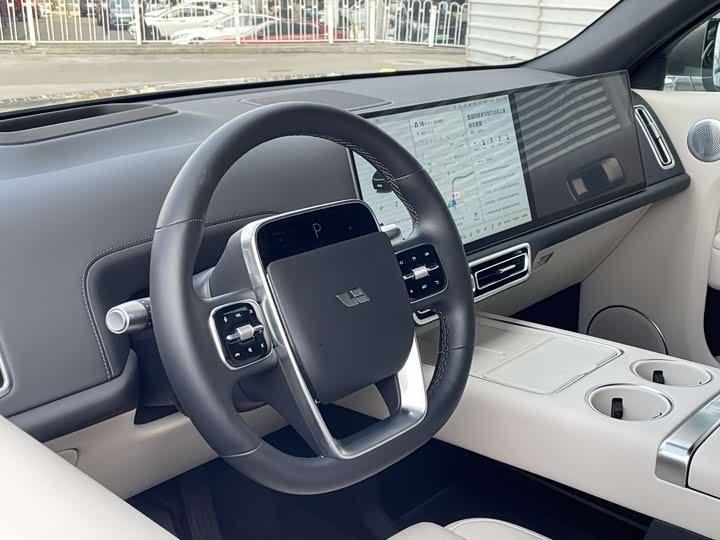 Фото 8 - LiXiang L9