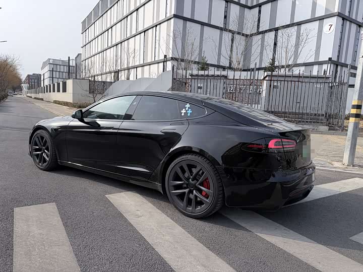 Фото 5 - Tesla Model S