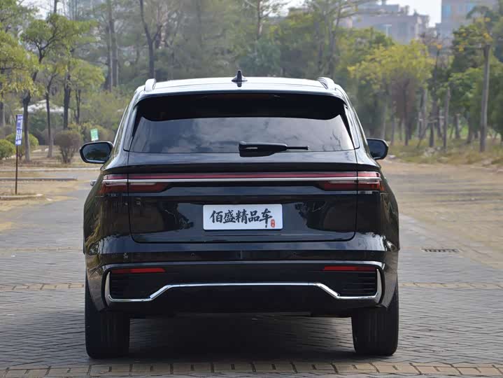 Фото 5 - Geely Monjaro