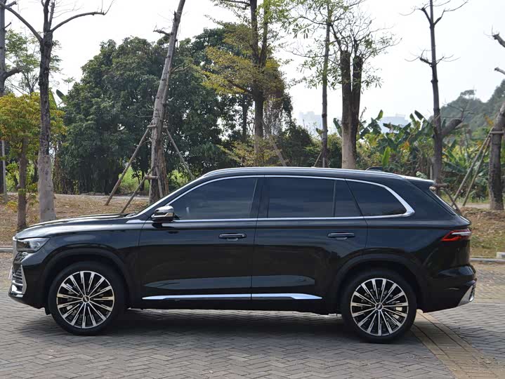 Фото 8 - Geely Monjaro