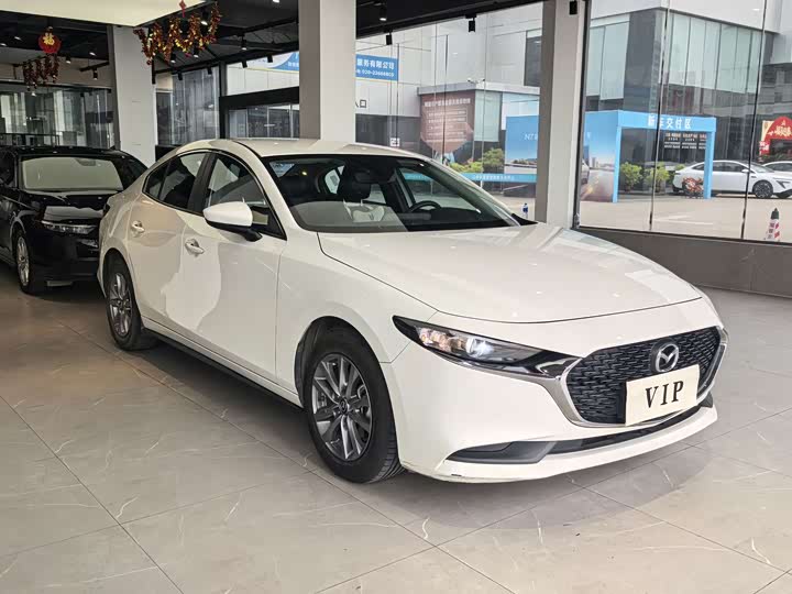 Photo 1 - Mazda 3 (Axela)