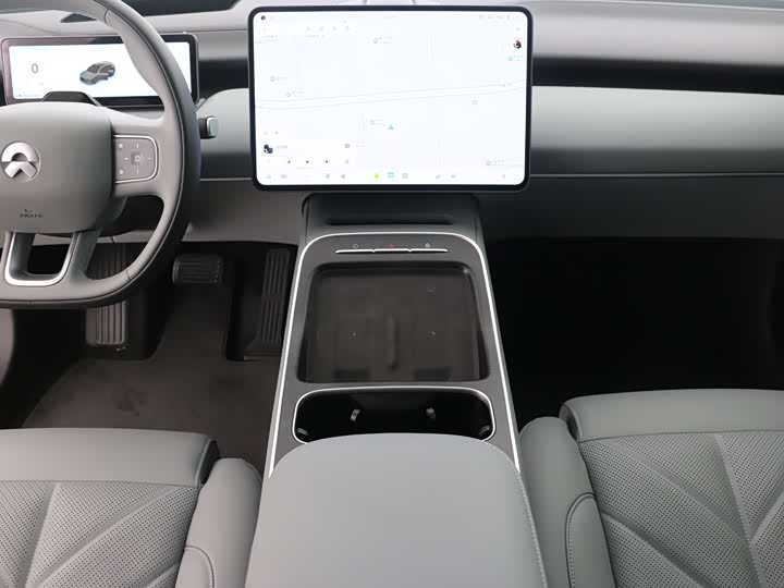 Фото 6 - Nio ET5T