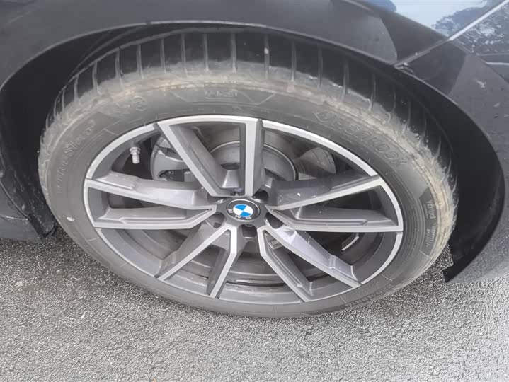 Photo 6 - BMW 3 Series