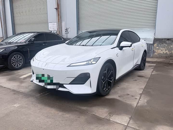 Фото 1 - Changan Deepal SL03