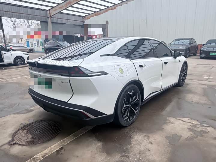 Фото 7 - Changan Deepal SL03