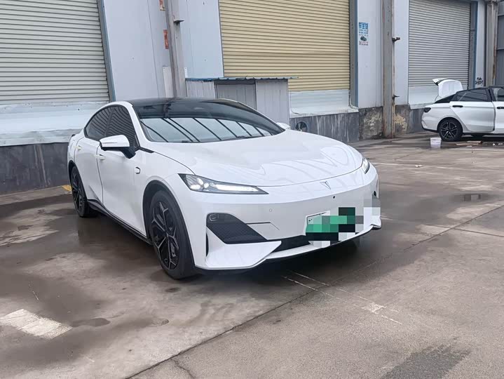 Фото 9 - Changan Deepal SL03