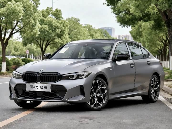 Photo 2 - BMW 3 Series