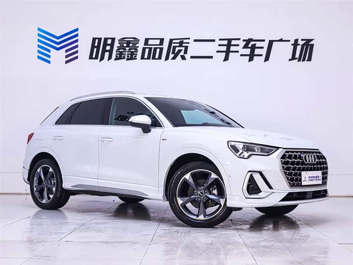 Фото 5 - Audi Q3