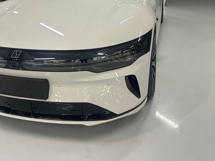 Фото 5 - Zeekr 007 GT