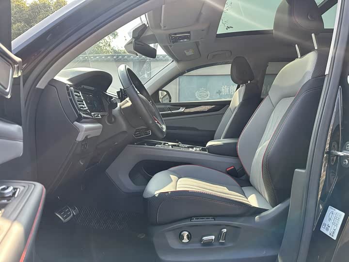 Photo 4 - Volkswagen Teramont Pro