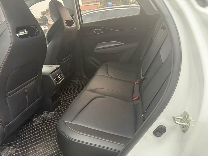 Фото 5 - Changan Oshan Z6