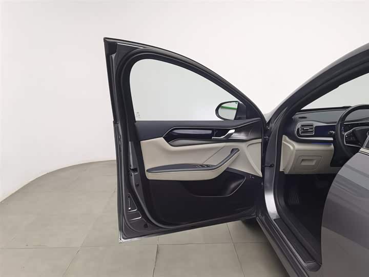 Фото 8 - BYD Qin Plus