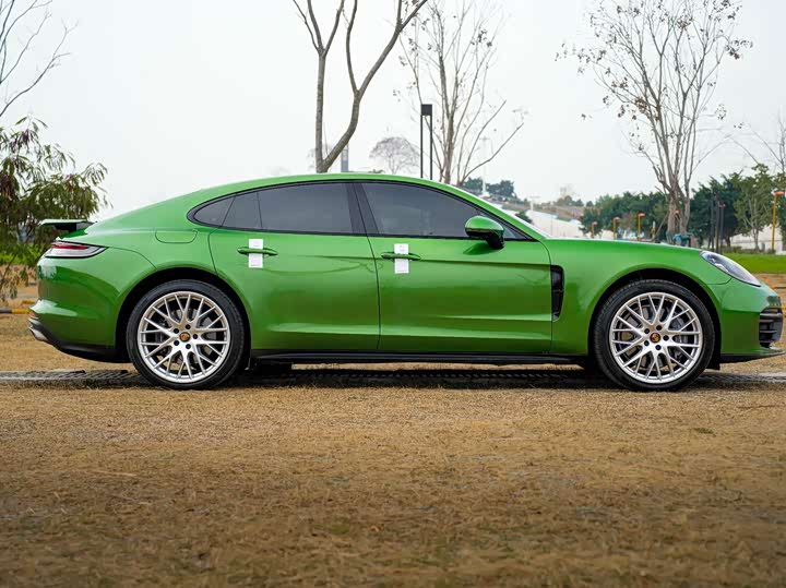 Фото 4 - Porsche Panamera