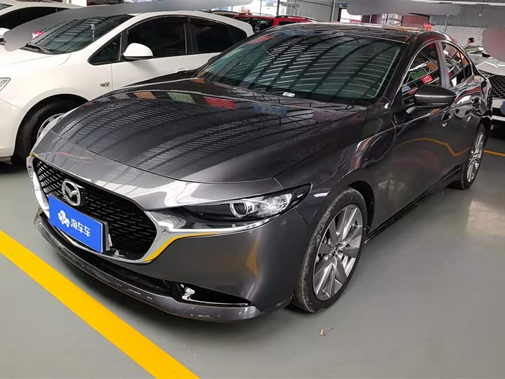 Photo 1 - Mazda 3 (Axela)