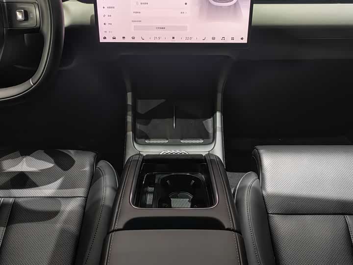 Фото 8 - Zeekr 007