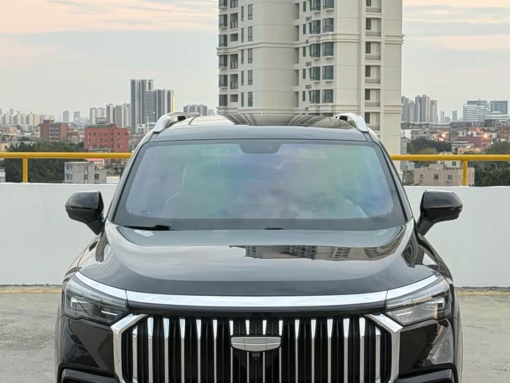 Фото 2 - Geely Okavango L